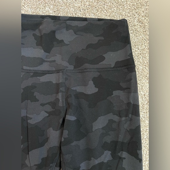 lululemon athletica Black Camo Leggings - Picture 3 of 8